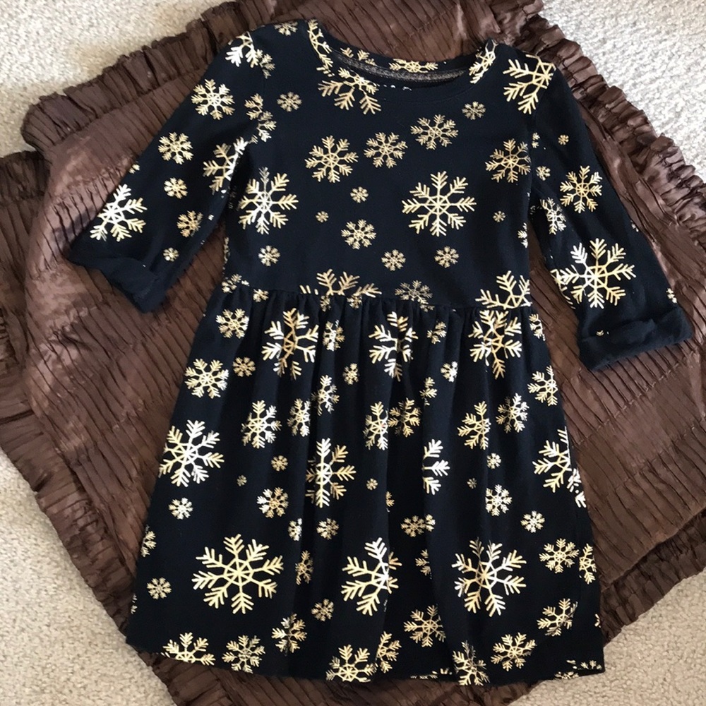 Girl’s dress